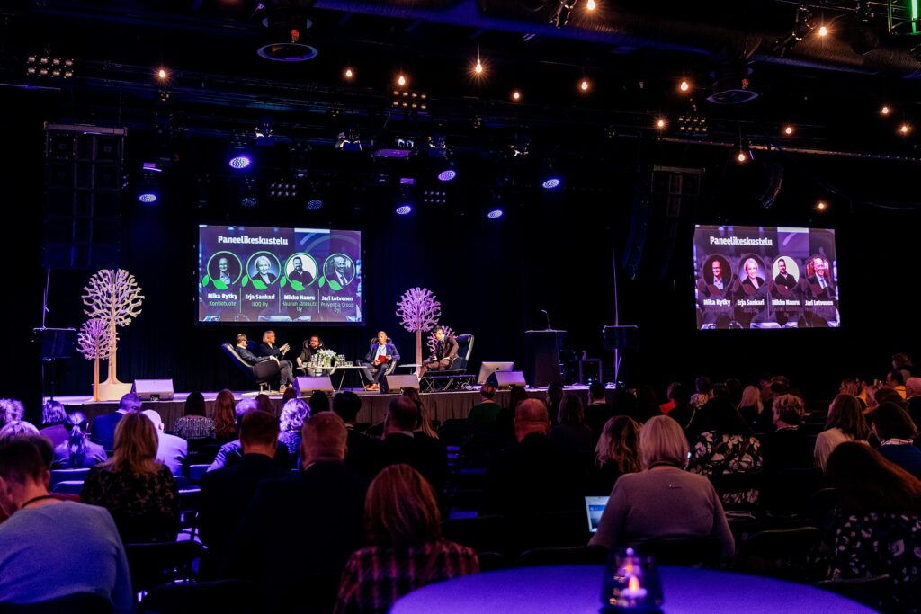 KK2024_paneelikeskustelu_088_Roosa-MariaKauppila_web-1 1